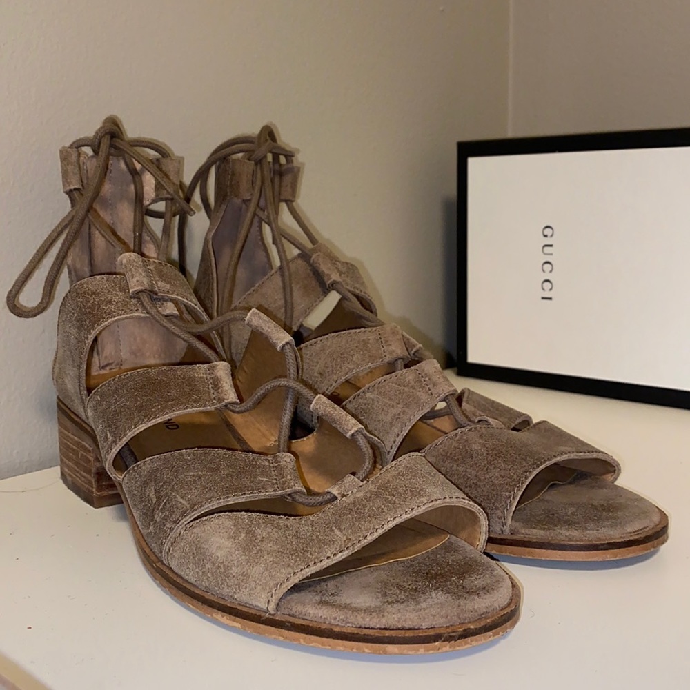 Lucky Brand Tazu Lace-Up Gladiator Sandals size 10/EU 40